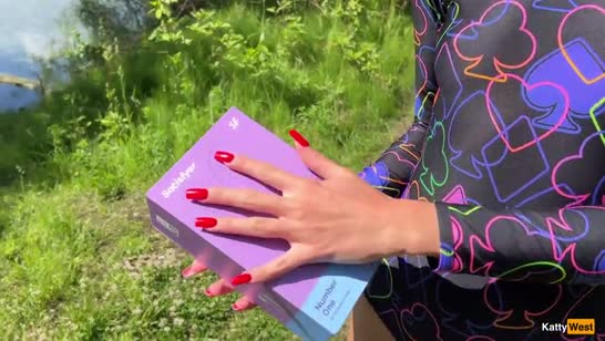 Русская шлюшка замутила с бойфрендом порно пикник 1