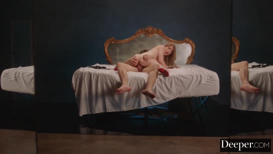 Милашка в красивом белье устроила страстное соитие 5