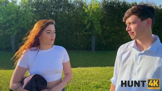 Парень сильно задолжал, а его пухлая жена отрабатывает на члене 2