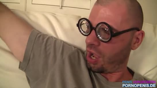 Жена решила удивить своего мужа соблазнительным секс нарядом 2