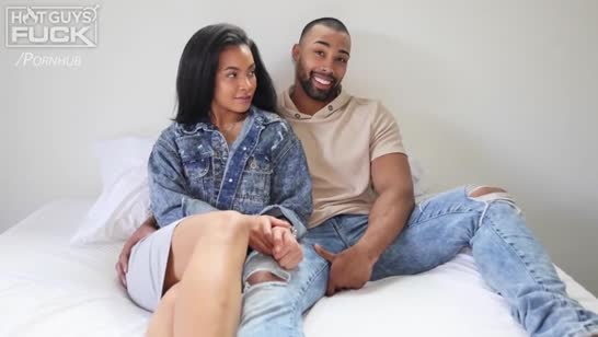 Латиночка снимает на камеру жесткач с бойфрендом 2