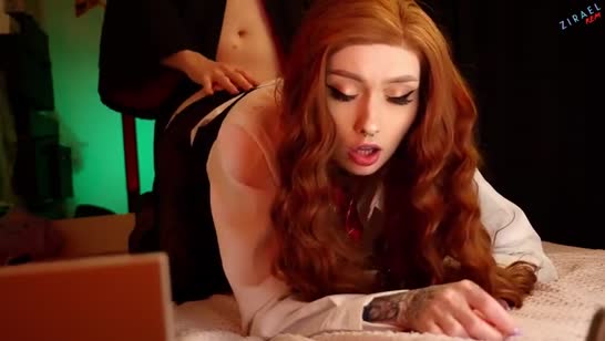 Парочка замутила порно пародию на Гарри Поттера 6