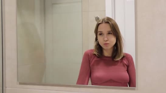 Молодая шлюшка сама напрашивается на анал 1